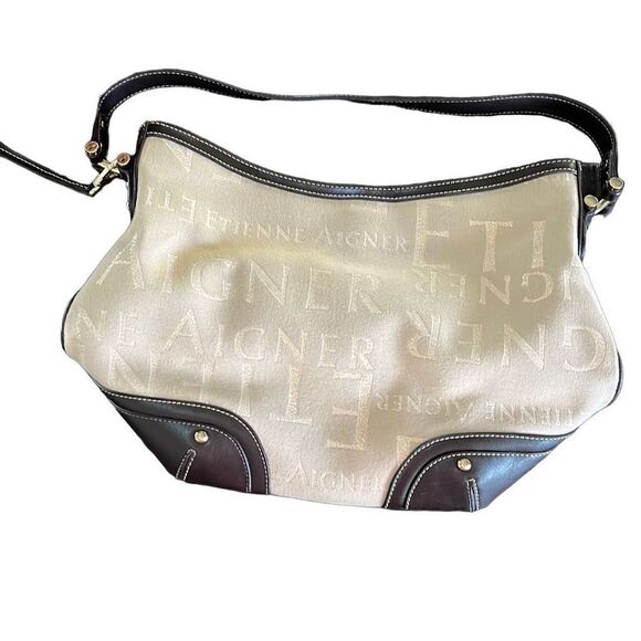 Aigner classic handbag  - Picture 2 of 6